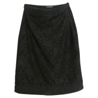 Strenesse skirt made of lace