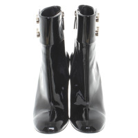 Gucci Patent leather ankle boots