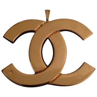 Chanel golden pendant 