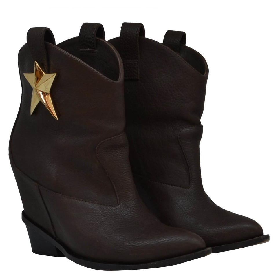 Giuseppe Zanotti Boots with star detail