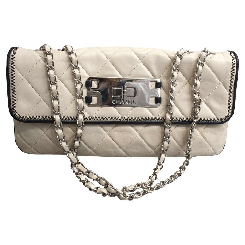 Chanel Handbag Leather in Cream