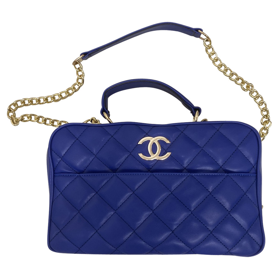Chanel Umhängetasche in Blau