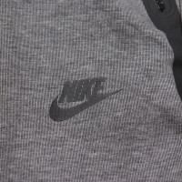 Nike Paire de Pantalon en Gris