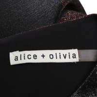 Alice + Olivia Robe avec du fil fantaisie