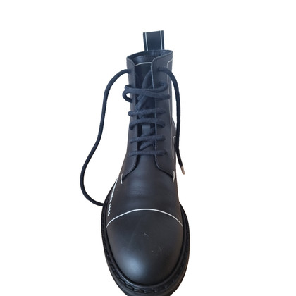 Dsquared2 Stiefel aus Leder in Schwarz
