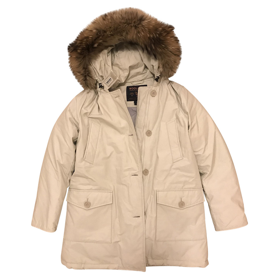 Woolrich Jacke/Mantel in Beige