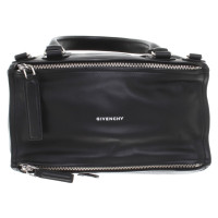 Givenchy Pandora Bag Medium Leer in Zwart