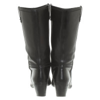 Prada Stiefel aus Leder in Schwarz