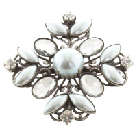Max & Co Brooch with jewelry