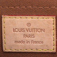 Louis Vuitton clutch from Monogram Canvas