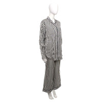 Céline Pyjama mit Streifenmuster