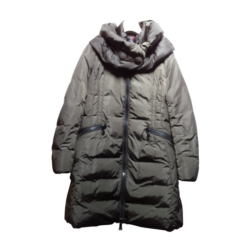 Moncler Down coat - Buy Second hand Moncler Down coat for €350.00