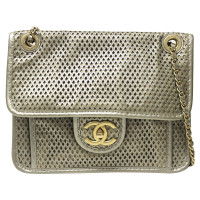 Chanel Shopper Leather in Gold
