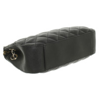 Dkny Handtasche aus Leder in Schwarz