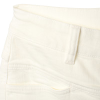 Closed Shorts in bianco