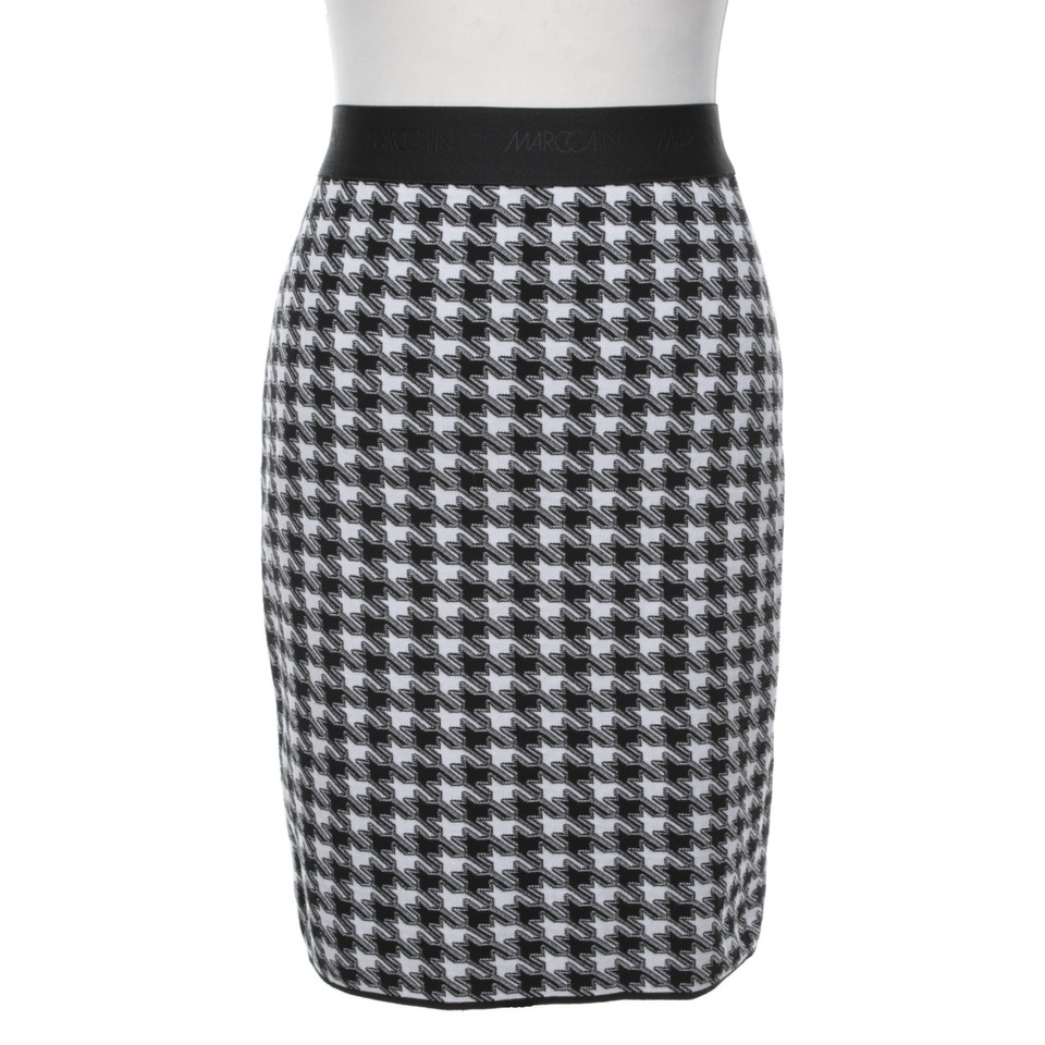 Marc Cain skirt in black and white