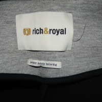 Rich & Royal Long Blazer in Gray