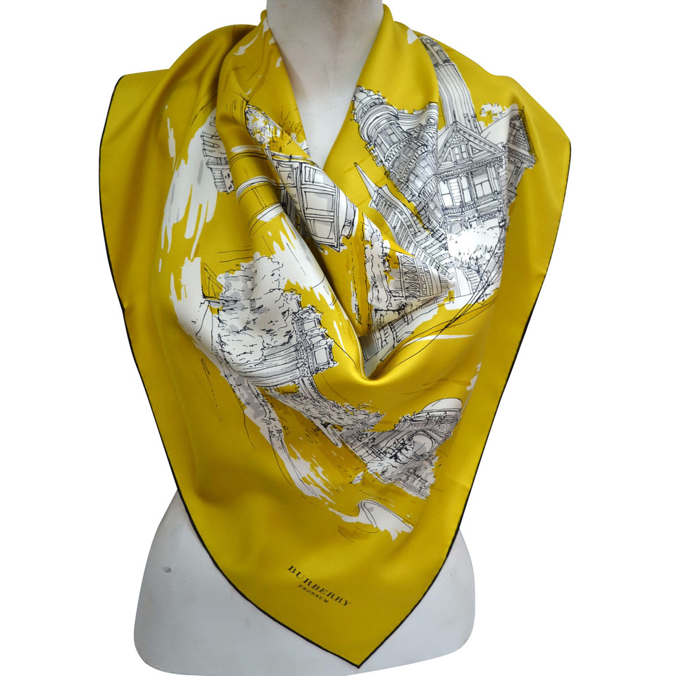 Burberry Silk scarf with pattern