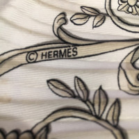 Hermès Seidencarre mit Reitermotiven