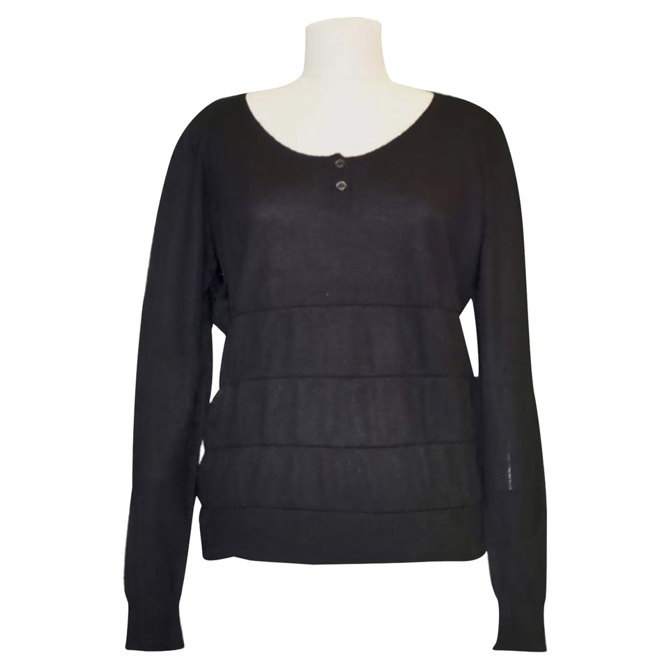 Chanel Knitwear Cashmere in Black