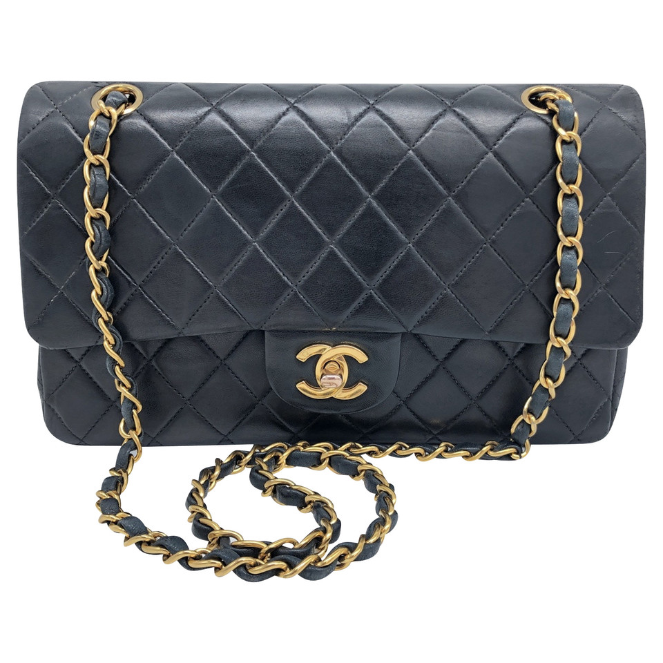 Chanel Timeless Classic Leather in Black