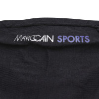 Marc Cain Cloth in triangular shape