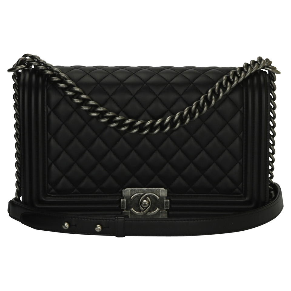 Chanel Boy New Medium Leer in Zwart