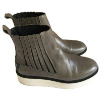 Kenzo Ankle boots Leather in Grey