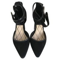 Louis Vuitton Pumps/Peeptoes Suede in Black