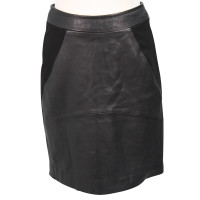 Reiss Leather skirt in black