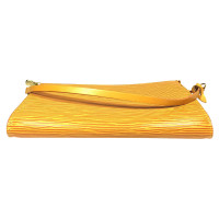 Louis Vuitton Accessori Pochette in pelle Epi gialle