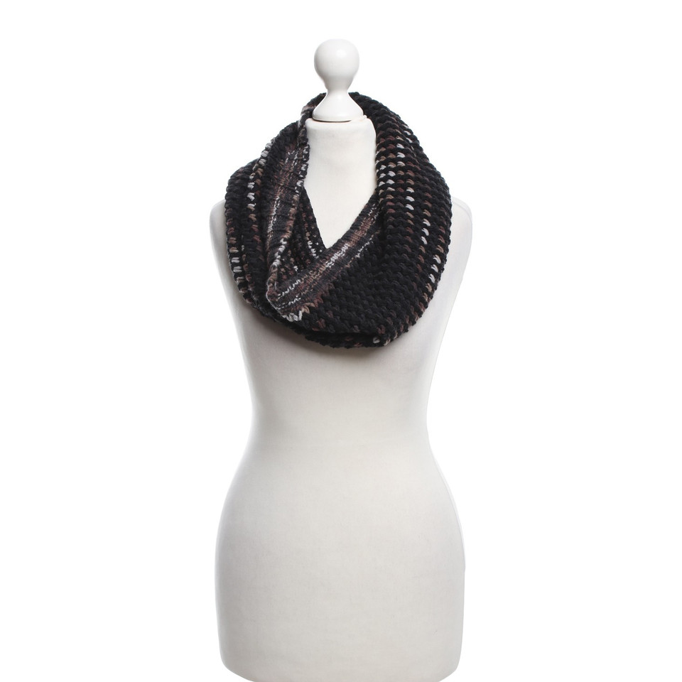 Missoni Loop scarf with pattern