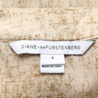 Diane Von Furstenberg Capispalla in Seta in Beige