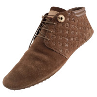 Louis Vuitton Lace-up shoes Suede in Brown