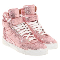 Givenchy Trainers in Pink