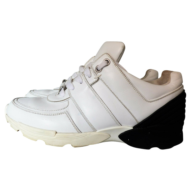 chanel trainers white