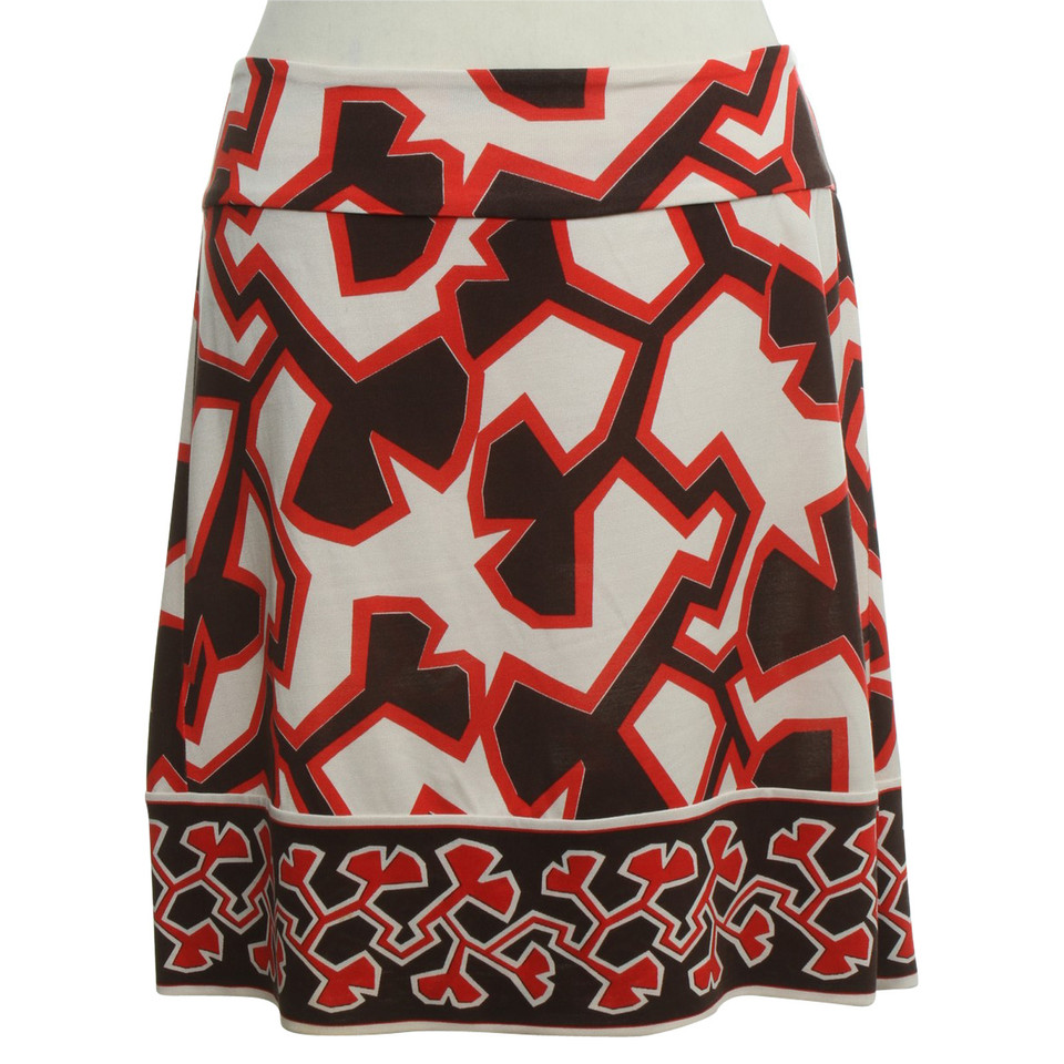 Diane Von Furstenberg skirt with pattern