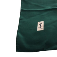 Yves Saint Laurent Schal/Tuch aus Seide in Grün