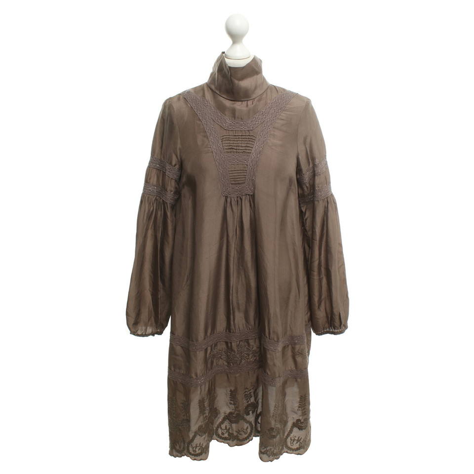 P.A.R.O.S.H. Kleid in Taupe