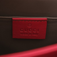 Gucci Shoulder bag in fuchsia