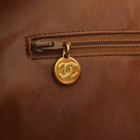 Chanel Große Schultertasche in Braun