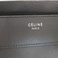 Céline "Luggage" Medium