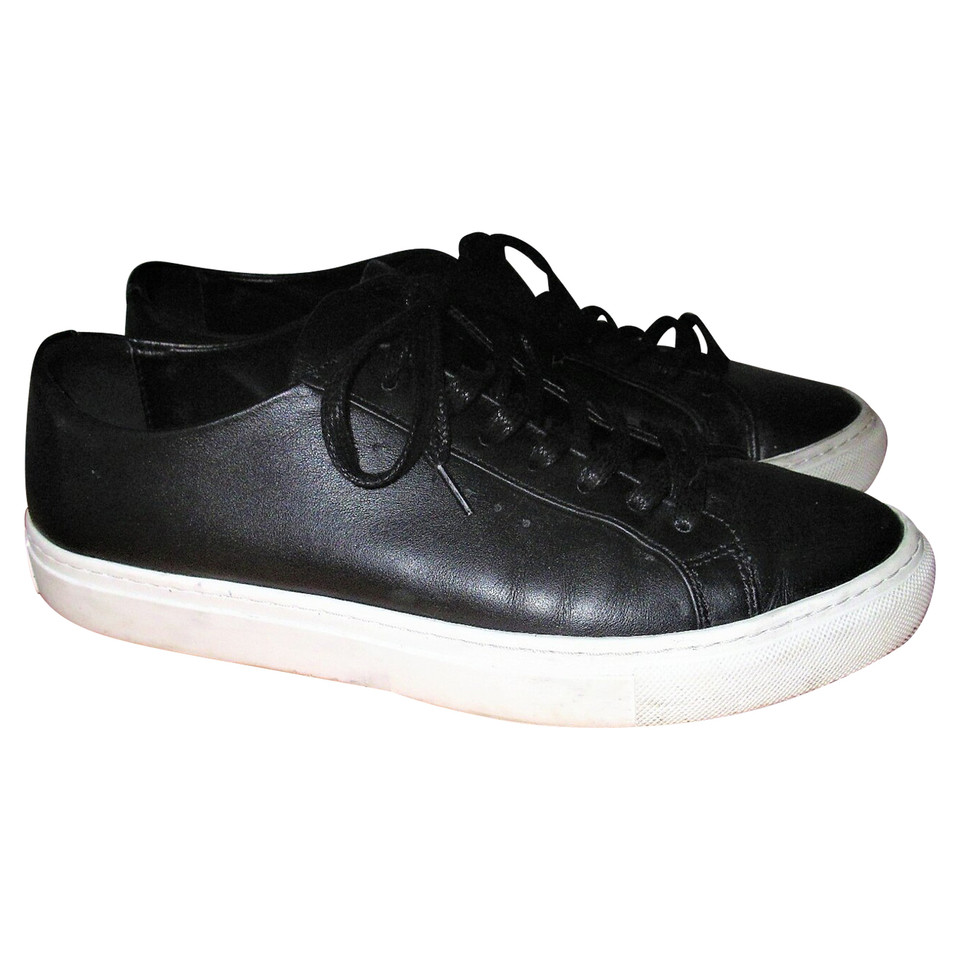 Filippa K Sneakers aus Leder in Schwarz
