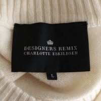 Designers Remix Pull crème