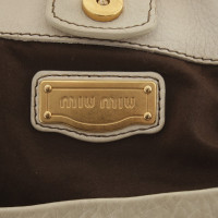 Miu Miu Lederhandtasche in Beige