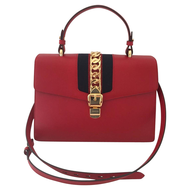 Gucci Sylvie Bag Medium Leather in Red 
