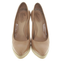 Gucci pumps in Nude