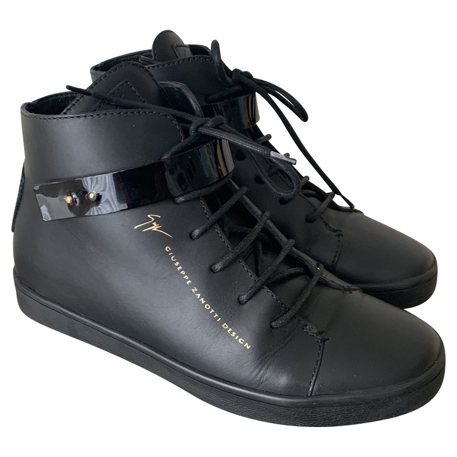 Giuseppe Zanotti Trainers Leather in Black - Second Hand Giuseppe Zanotti  Trainers Leather in Black buy used for 190€ (4425419)