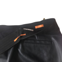 Hugo Boss Pantalon noir en look cuir