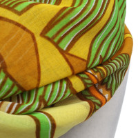Hermès Tuch mit tropischem Print